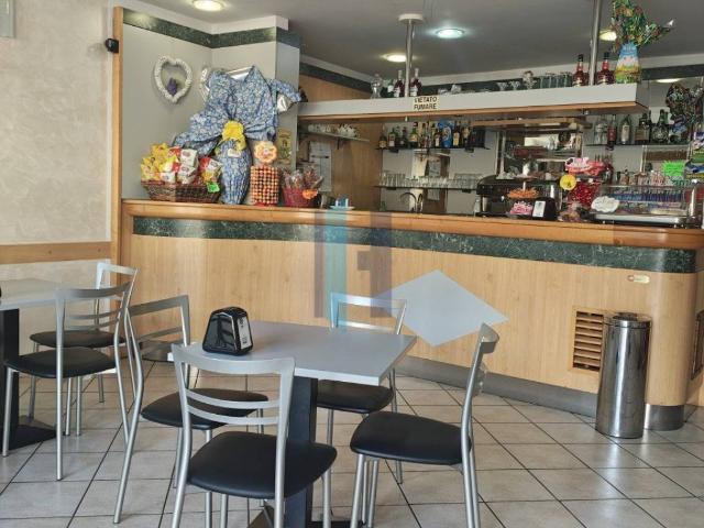 Locale Commerciale in vendita a Urago Mella, Brescia