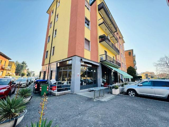 Locale Commerciale in vendita a Porta Cremona-Volta, Brescia