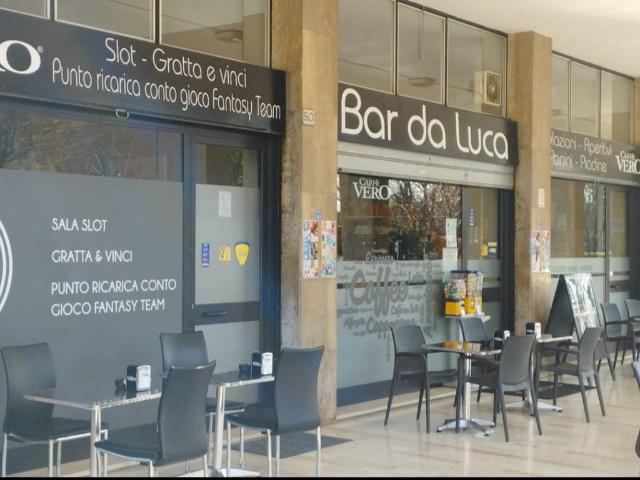 Locale Commerciale in vendita a Porta Cremona-Volta, Brescia