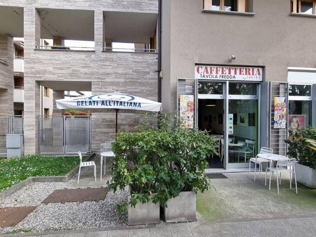 Locale Commerciale in vendita a Brugherio, Lombardia