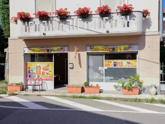 Locale Commerciale in vendita a Bulciago, Lombardia