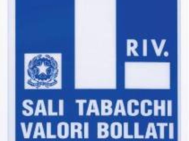 Locale Commerciale in vendita a Busto Arsizio, Lombardia