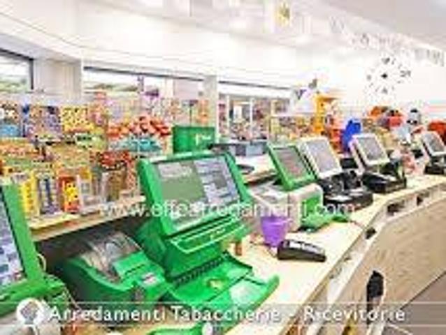 Locale Commerciale in vendita a Piemonte, Asti
