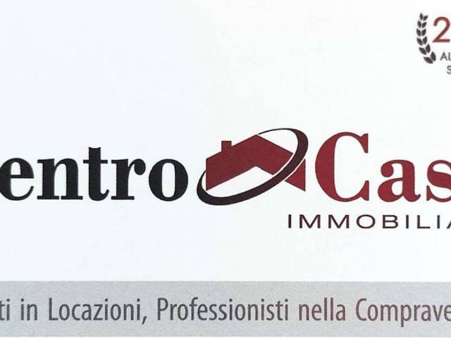 Locale Commerciale in vendita a Capannori, Toscana