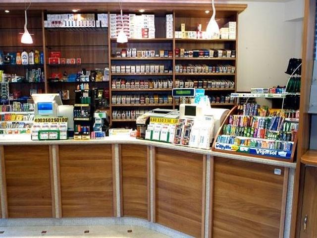 Locale Commerciale in vendita a Capannori, Toscana
