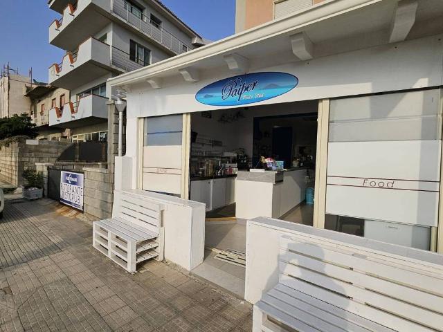 Locale Commerciale in vendita a San Martino, Capo D'orlando