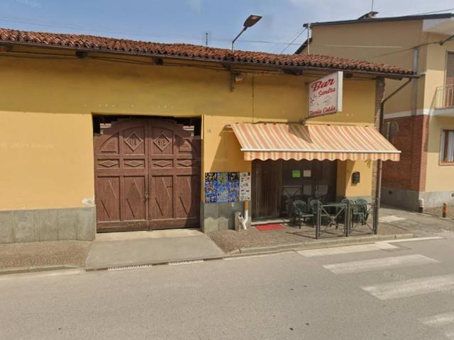 Locale Commerciale in vendita a Piemonte, Cuneo