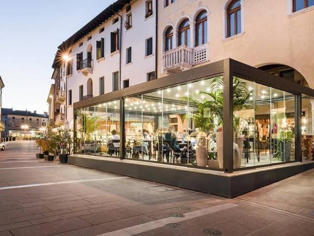 Locale Commerciale in vendita a Carloforte, Sardigna/Sardegna