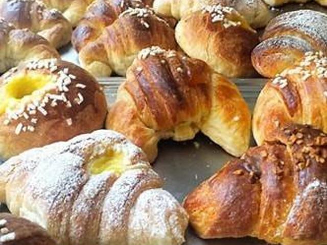 Locale Commerciale in vendita a Unione dei comuni Valli del Reno, Lavino e Samoggia, Casalecchio Di Reno