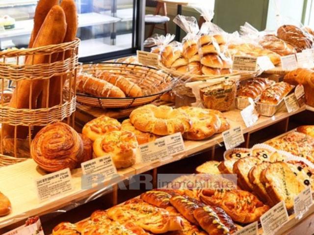 Locale Commerciale in vendita a Unione dei comuni Valli del Reno, Lavino e Samoggia, Casalecchio Di Reno