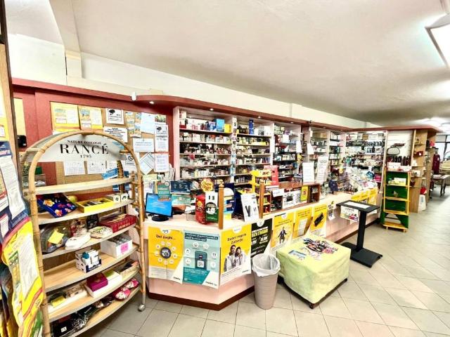 Locale Commerciale in vendita a Castelfranco Di Sotto, Toscana