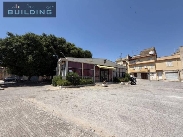 Locale Commerciale in vendita a Quartiere San Giacomo, Castelvetrano