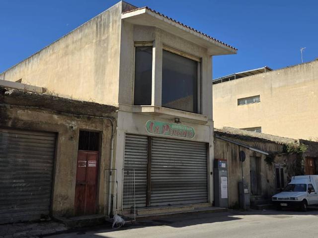 Locale Commerciale in vendita a Borgo Misericordia, Castelvetrano