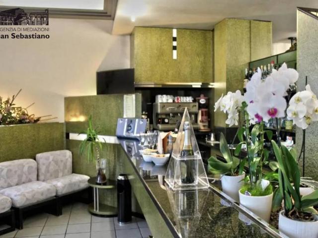 Locale Commerciale in vendita a Unione di Comuni della Romagna Forlivese, Castrocaro Terme