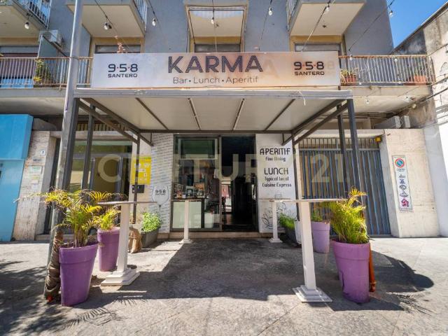 Locale Commerciale in vendita a Picanello-Ognina-Barriera-Canalicchio, Catania
