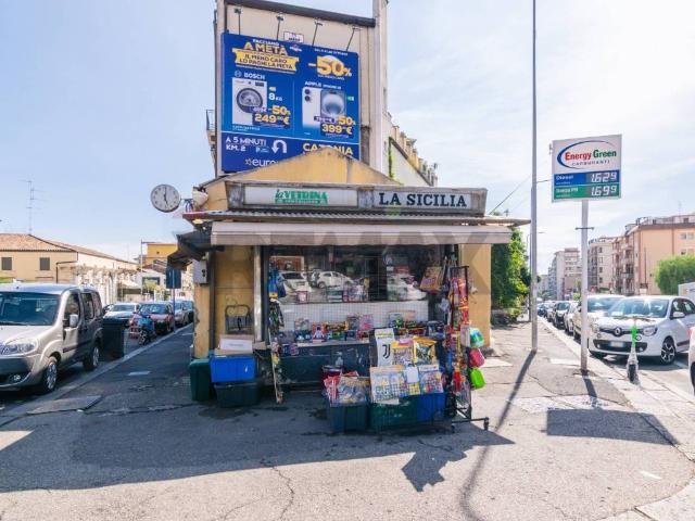 Locale Commerciale in vendita a Picanello-Ognina-Barriera-Canalicchio, Catania