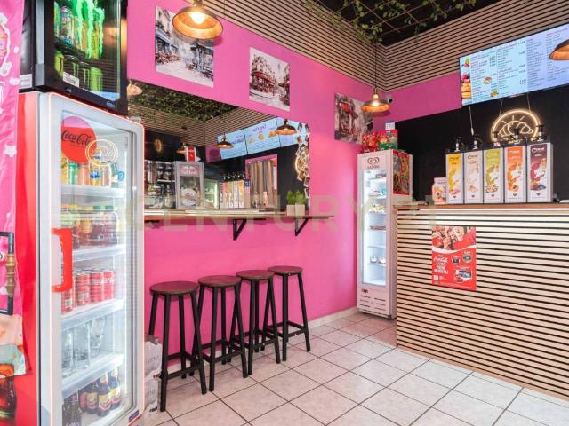 Locale Commerciale in vendita a Borgo-Sanzio, Catania