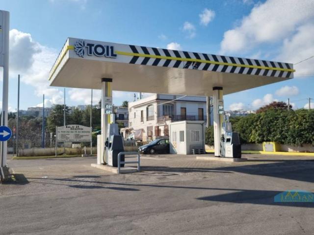 Locale Commerciale in vendita a Puglia, Brindisi