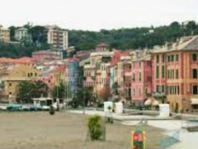Locale Commerciale in vendita a Pozzuolo Alto, Celle Ligure