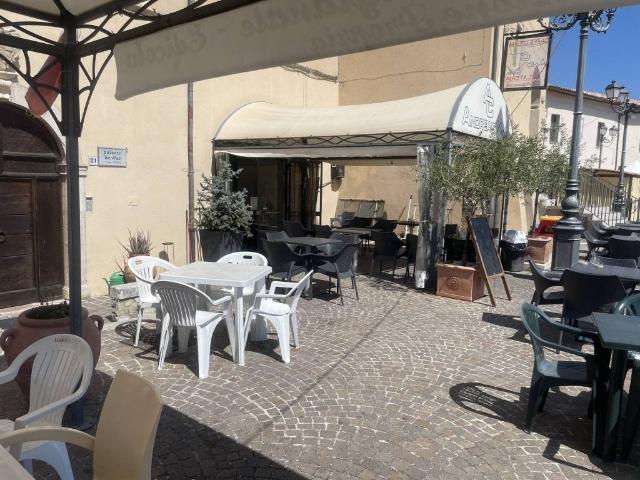 Locale Commerciale in vendita a Cerreto Di Spoleto, Umbria