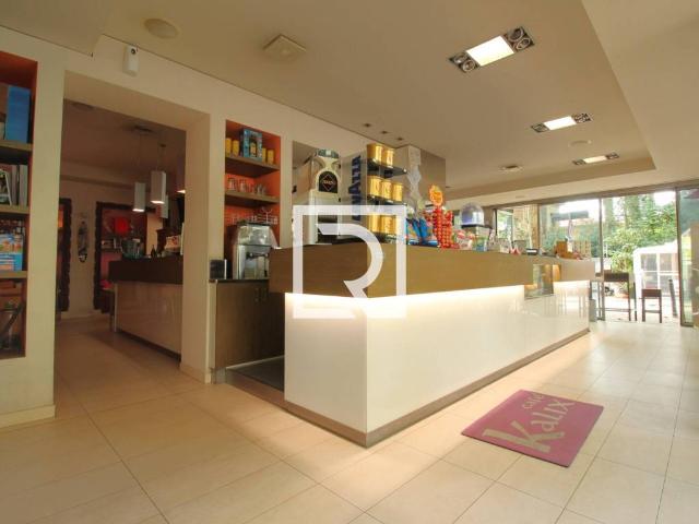 Locale Commerciale in vendita a Cervia, Reggio Emilia