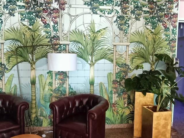 Locale Commerciale in vendita a Cervia, Reggio Emilia