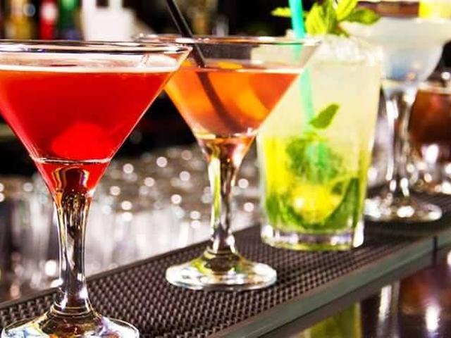 Locale Commerciale in vendita a Cervia, Reggio Emilia