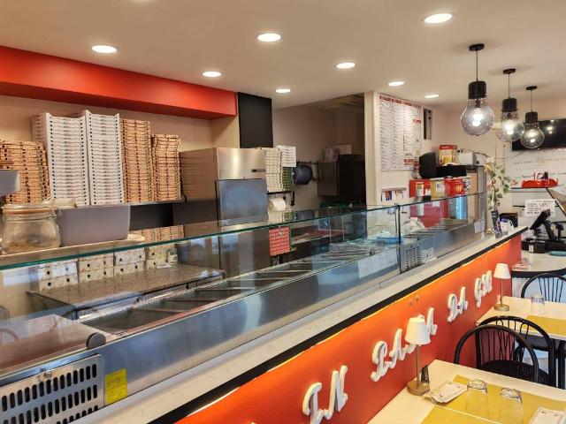 Locale Commerciale in vendita a Unione dei comuni Valle del Savio, Cesenà