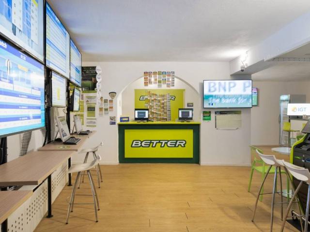 Locale Commerciale in vendita a Coccaglio, Brescia
