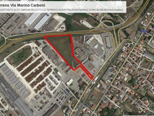 Locale Commerciale in vendita a Chieti, Abruzzo
