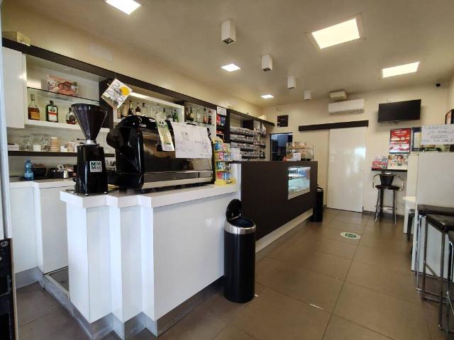Locale Commerciale in vendita a Brondolo, Chioggia