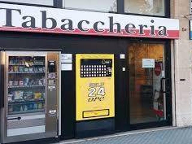 Locale Commerciale in vendita a Piemonte, Torino