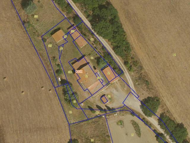 Locale Commerciale in vendita a Cinigiano, Toscana