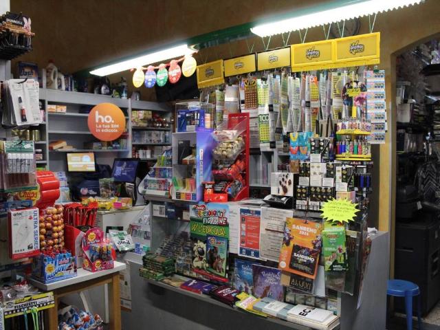 Locale Commerciale in vendita a Commessaggio, Lombardia