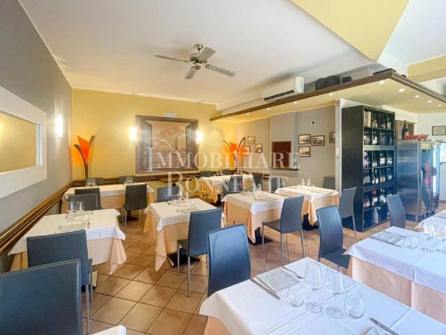 Locale Commerciale in vendita a San Bartolomeo, Como