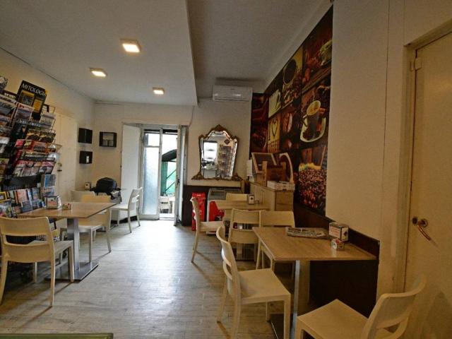 Locale Commerciale in vendita a San Martino, Como
