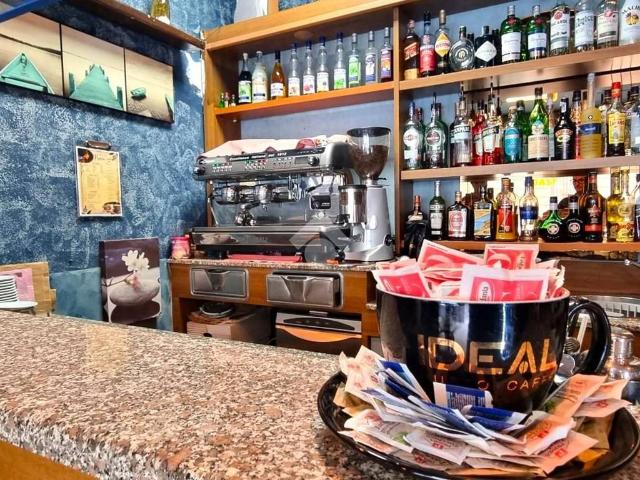 Locale Commerciale in vendita a San Bartolomeo, Como