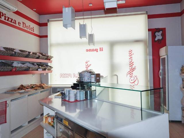 Locale Commerciale in vendita a Marche, Ascoli Piceno