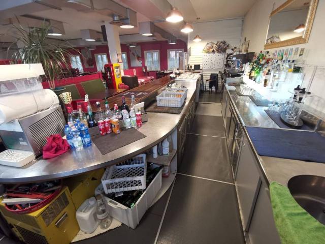 Locale Commerciale in vendita a Concorezzo, Monza-brianza