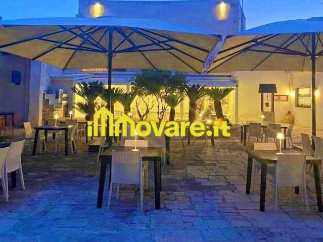 Locale Commerciale in vendita a Puglia, Bari
