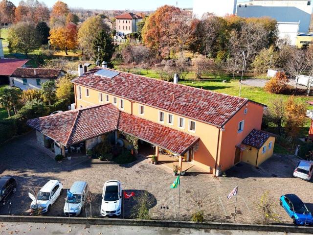 Locale Commerciale in vendita a Cordovado, Friuli-Venezia Giulia