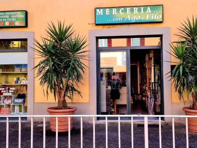 Locale Commerciale in vendita a Cortona, Toscana
