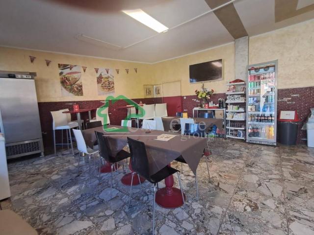 Locale Commerciale in vendita a Crema, Lombardia