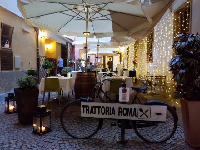 Locale Commerciale in vendita a Borgo San Giuseppe, Cuneo