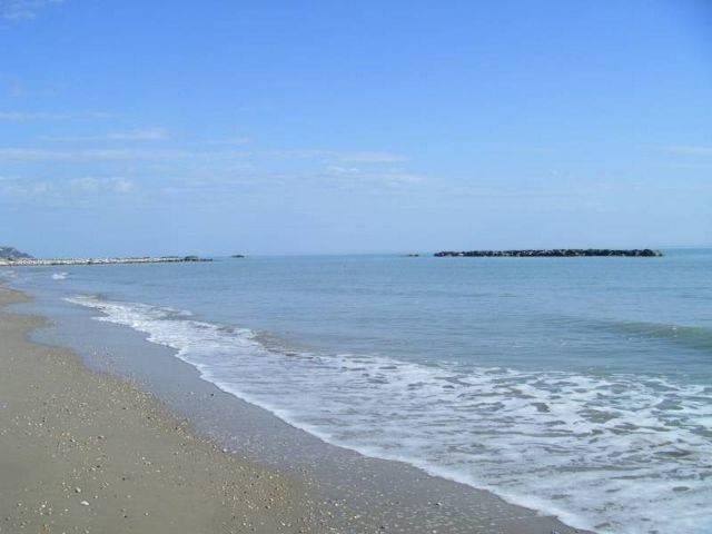 Locale Commerciale in vendita a Marche, Ascoli Piceno