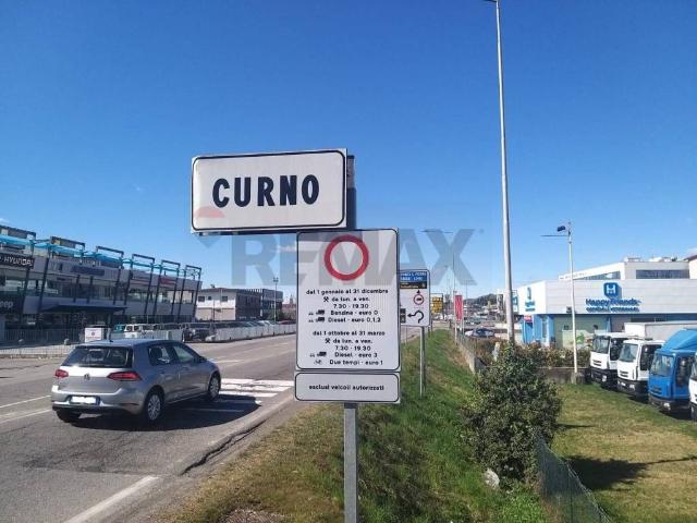 Locale Commerciale in vendita a Curno, Lombardia