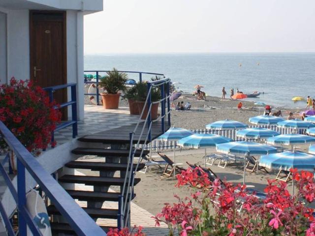 Locale Commerciale in vendita a Deiva Marina, La Spezia