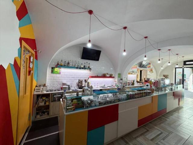 Locale Commerciale in vendita a Unione dei Comuni Circondario dell'Empolese Valdelsa, Empoli
