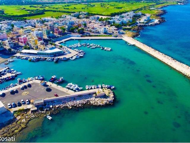Locale Commerciale in vendita a Puglia, Brindisi