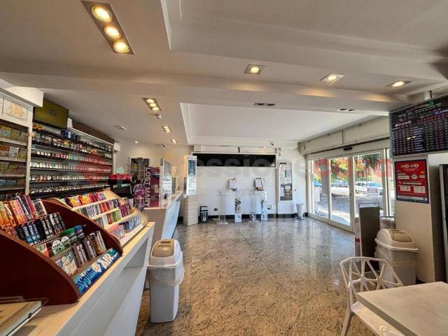 Locale Commerciale in vendita a Ferentino, Lazio